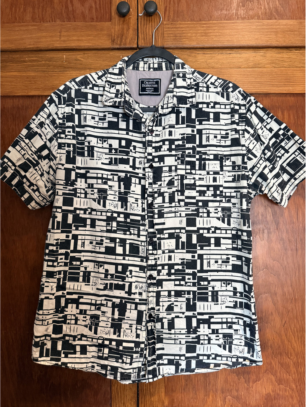 Unisex Unique Geometric Vintage Short Sleeve Black White Shirt